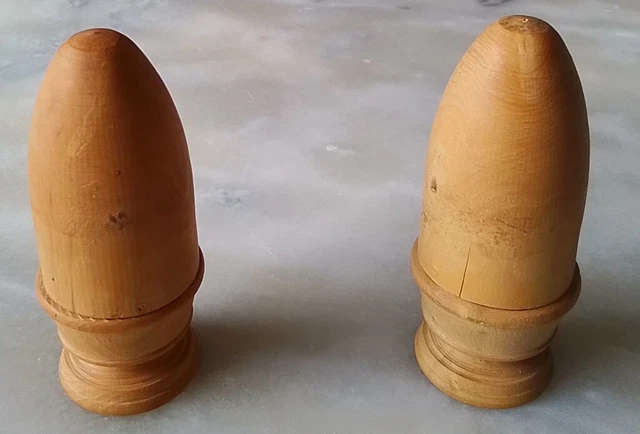 Lot De Deux Petites Boîtes En Bois A Vis Anciennes - Boîtes A Camphre ?