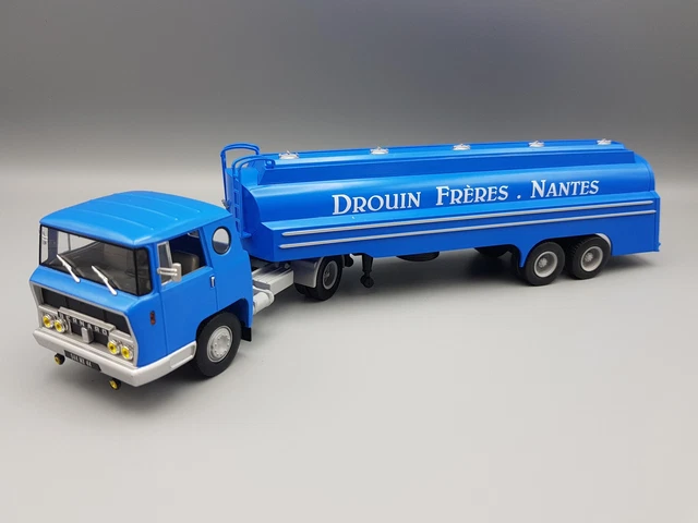 B415 Vintage Solido 304 France Caisse Fourgon de Bernard TDA