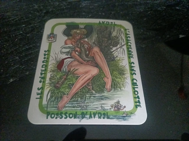 Sous bock de bière , l'alsacienne sans culotte, Avril