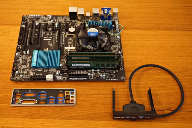 GIGABYTE GA-Z77X-D3H - Intel Core i5- 3570CPU 3.40GHz 6GB DDR3 RAM + Backplate