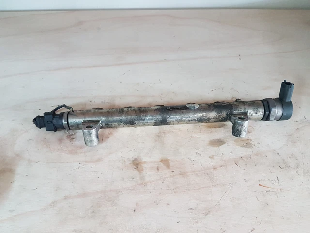 Bosch Diesel Fuel Rail Assy 0445214106 for Opel Vauxhall Daewoo 96440398 Used Or
