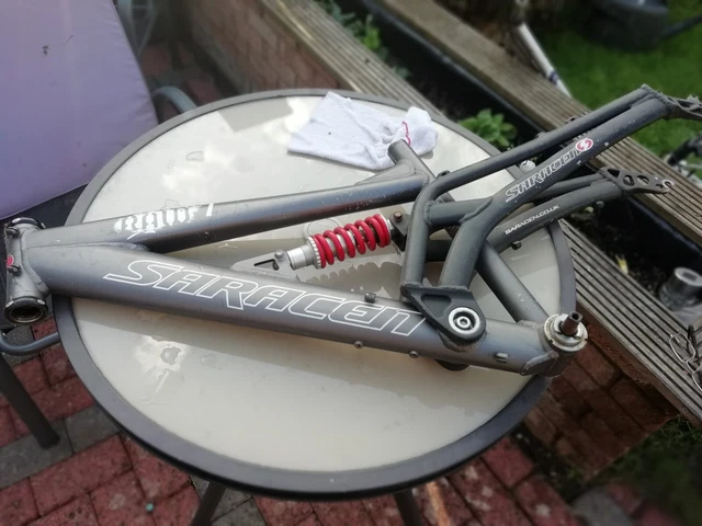 saracen blitz