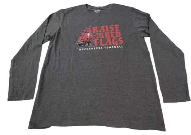 New Tampa Bay Buccaneers Football Mens Sizes L-XL Gray Long Sleeve Shirt