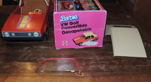 voiture BARBIE - VW GOLF decapotable MATTEL années 80 en boite