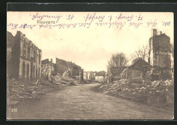 CPA Rouvers, Strasse in den maisons en ruines