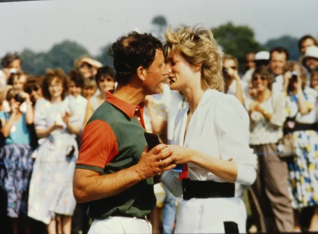 PRINCESS DIANA & PRINCE CHARLES - Original 35mm COLOR SLIDE - 1986