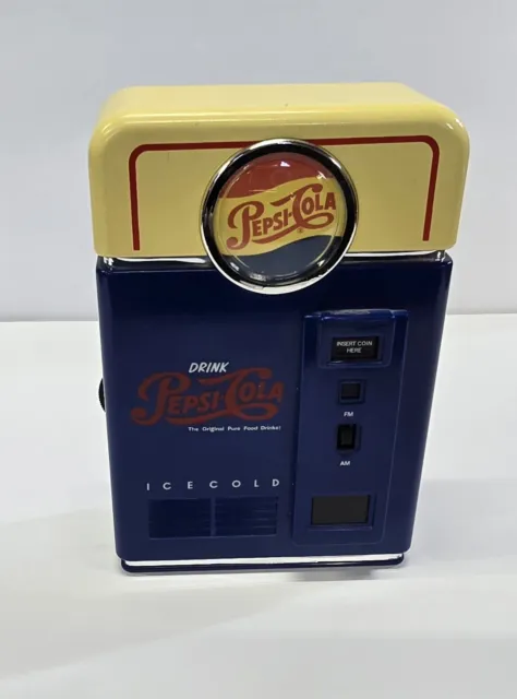 1990’s Vintage Nostalgic Look Pepsi Cola Machine AM/FM Radio READ