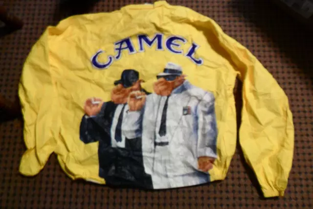 Joe Camel Cigarettes 1992 Yellow Tyvek Windbreaker Jacket XL zipper