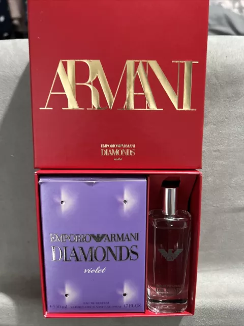 Armani violet store gift set