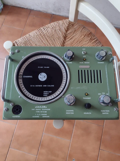 VHF  SAILOR RADIO TELEFONO  RT144B USATO. Prezzo Trattabile