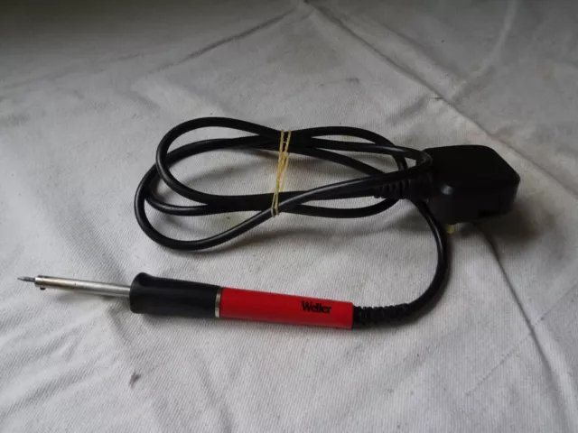 Excelent Precision Weller  Soldering Iron - 12 Watt - Works Perfectly. See Pics.