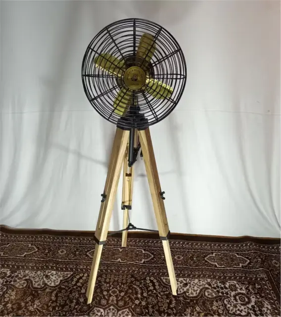 Floor lamp Vintage Style Pedestal Electric Fan with Wooden Adjustable Tripod