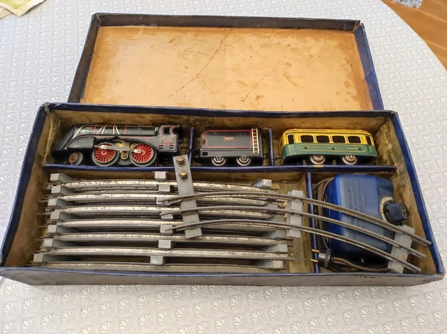 Les trains en HO et O, trains miniature Jep, jouets de collection d
