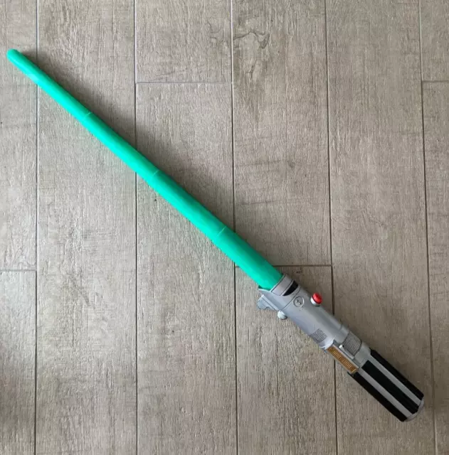 Star Wars Lightsaber Green Hasbro 2004 Luke Skywalker Flick Out Cosplay Toy