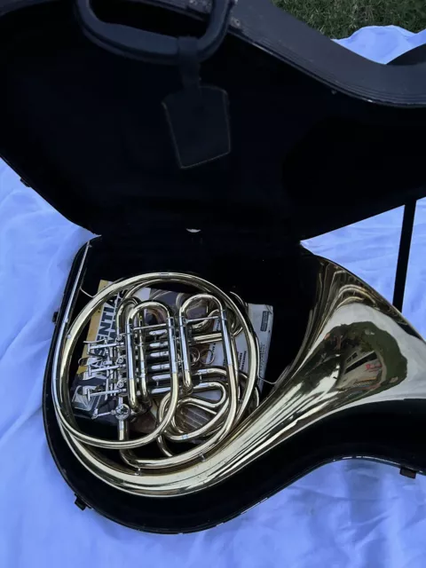 Yamaha YHR668II Professional Double French Horn - Yellow