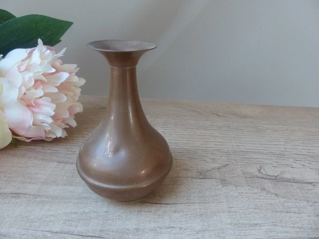 Ancien Vase Miniature En Forme De Selle – Émail Sur Métal, Objet Déco Vintage