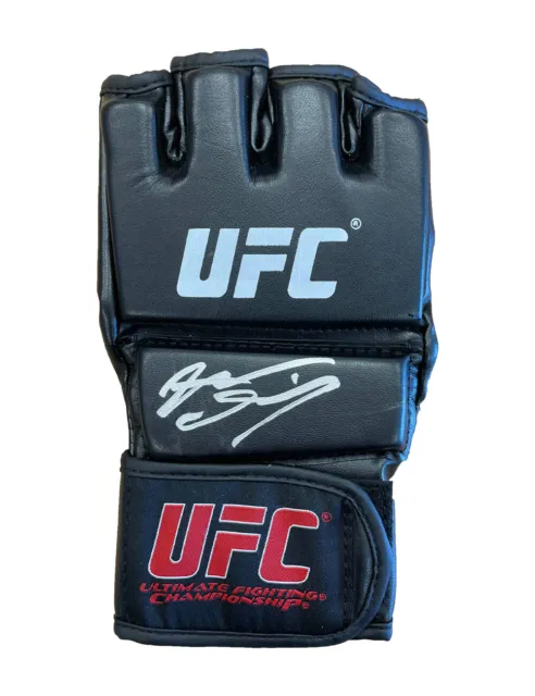 UFC Glove Signed By Nate Diaz 100% Authentic With COA
