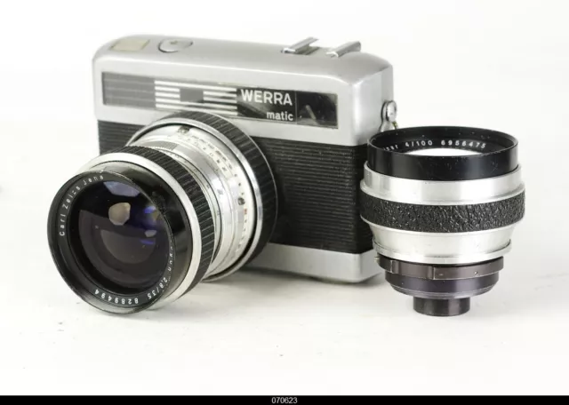 Camera  Werra matic with Lens Zeiss Flektogon 2,8/35mm Cardinar 4/100mm