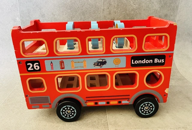 LELIN WOODEN RED London Bus Passengers Figures 19.99