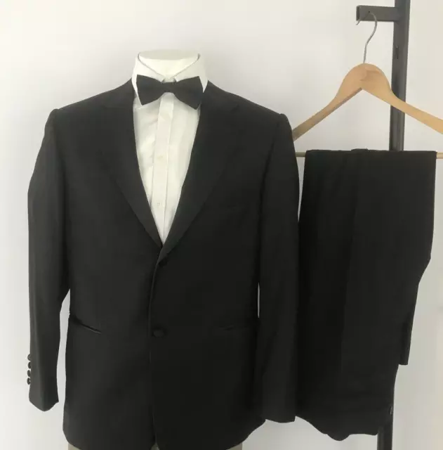 Taylor and on sale wright dinner suit