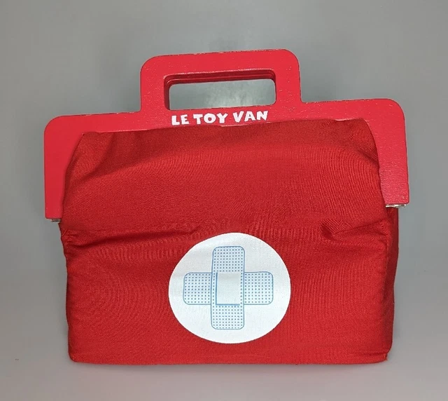 Le Toy Van Cloth Medical Bag and Wood Medical Play Kit 10 Piece Set