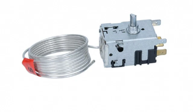 Capteur de température ARISTON HOTPOINT, IGNIS, BAUKNECHT, INDESIT, WHIRLPOOL, PRIVILEG