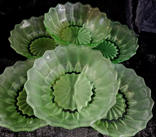 Vintage Art Deco Depression Green Glass set of 6 small bowls