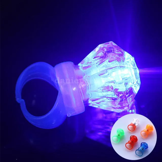 LED Diamond Light Up Flashing Finger Rings Glow Party Favors Kids GIFT 1/10/20X