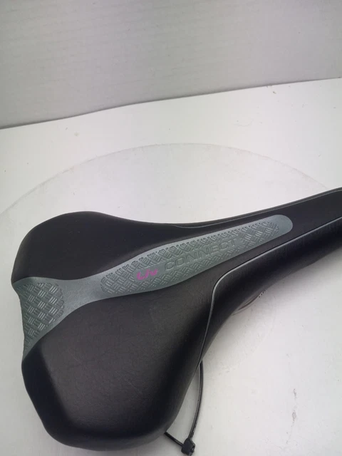 liv connect upright saddle