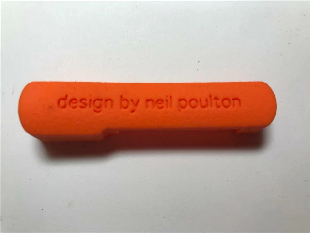 Copertura INFERIORE arancione per disco rigido robusto LaCie design di Neil Poulton