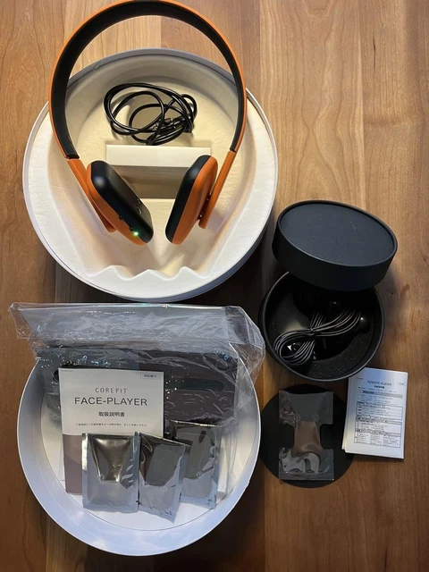 COREFIT FACE PLAYER ヘッドフォン ヘッドフォン型』EMS 美顔器のパイオニアB-by-C株式会社マスクの下の
