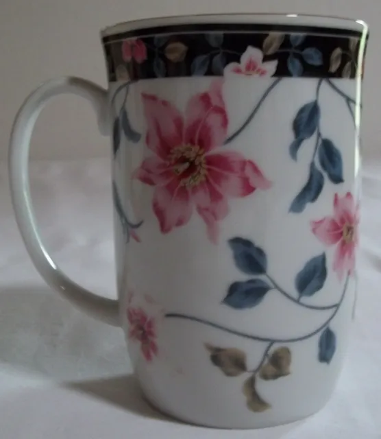 Otagari Supreme porcelain mug,  Floral coffee cup, Japan, Pink Flowers