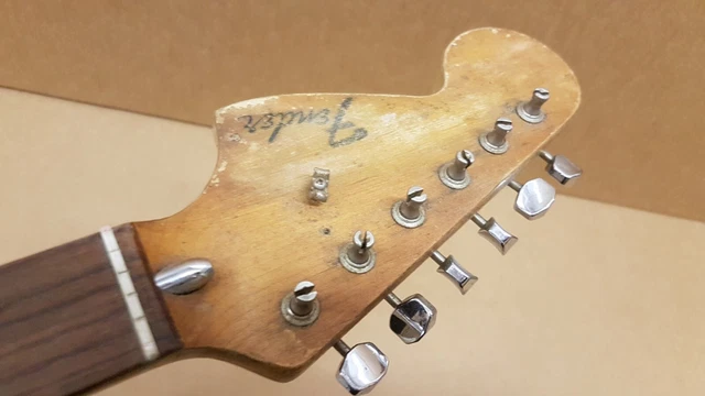 YAMAHA-SLG200S TBS -サイレントギター Electric Guitars, Guitars & Basses, Musical Instruments & Gear