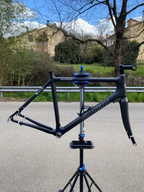 Telaio Bici da Corsa in Carbonio PLANET X modello Pro Carbon taglia L