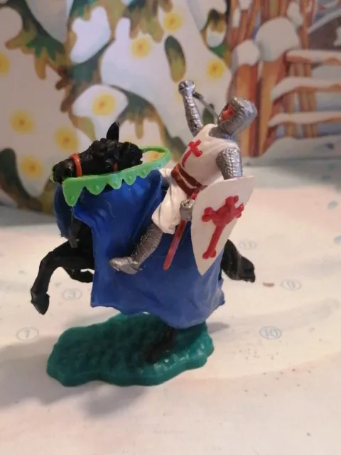 FIGURINE TIMPO MOYEN AGE CAVALIER chevalier anglais TBE piéton -