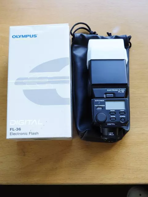 Olympus digitaler Aufsteckblitz Typ FL 36 neuwertig in OVP