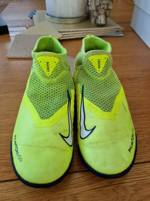 Boys Nike Phantom VSN Ghost Lace Moulded FG Football Boots Size 1 illuminous gre