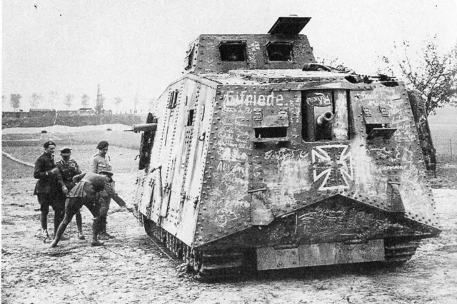 WW1 - War 14/18 - German A7 Wagen tank captured by French soldiers