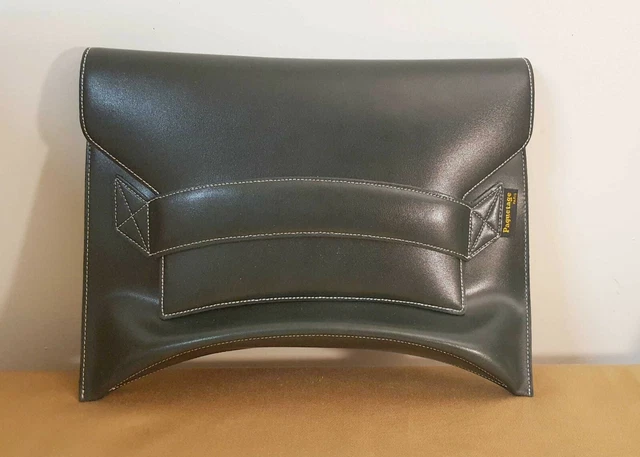 Pochette paquetage deals