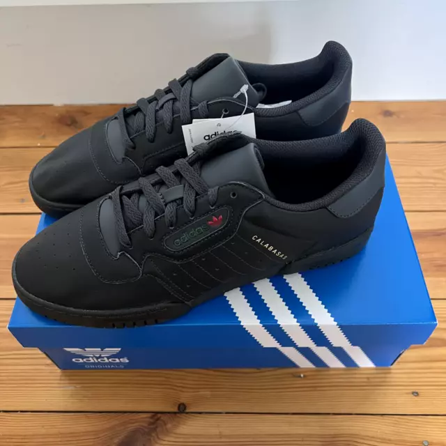 Adidas discount calabasas nere