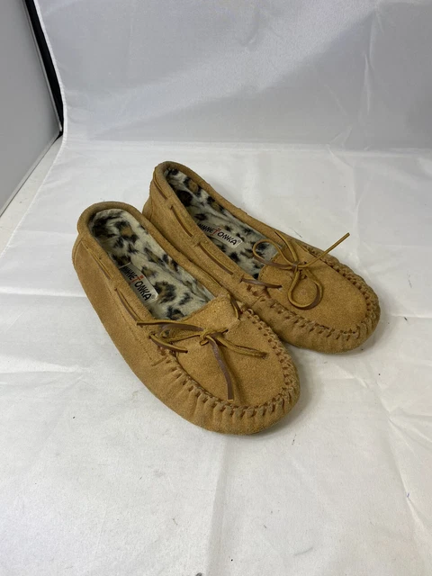 Pocahontas moccasins deals