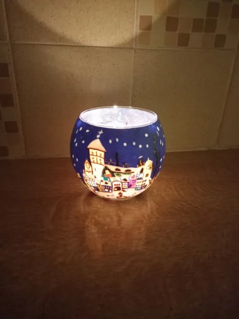 Leuchtglas Glass Christmas Snow Scene. Votive/ Tealight  Candle Holder. Glows.