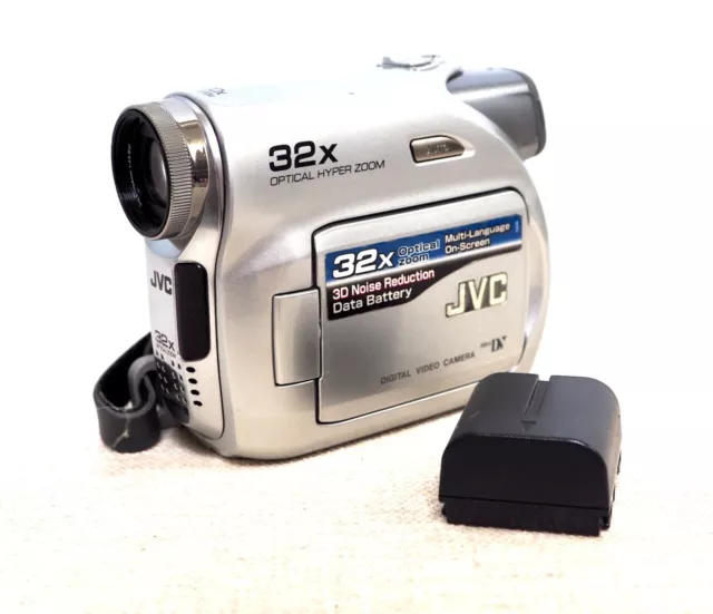jvc 32x optical hyper zoom