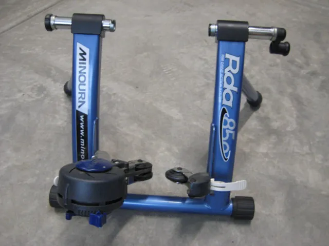 Minoura RDA 850 rim drive system indoor stationary bike trainer magnetic