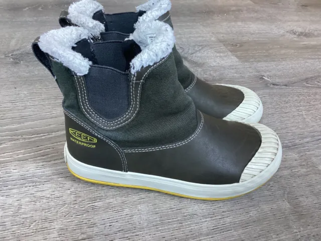 KEEN Womens Waterproof Vulcanized Chelsea Insulated Winter Boots Size 5 1015093