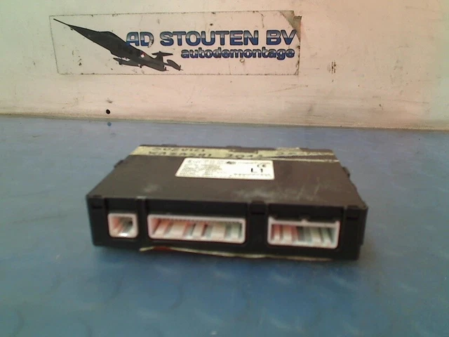 3717157L01 DIEBSTAHLSENSOREN ALARM MODULE Suzuki Kizashi (FRE/FRF) 2011