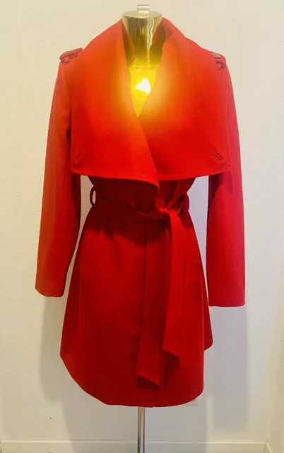 Ted Baker Mantel mit Schalkragen in Rot . Größe 3. / 38Neu.