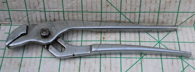 Snap-on Vintage 90A 9" Long Slip Joint Chrome Water Pump Pliers Underline Logo