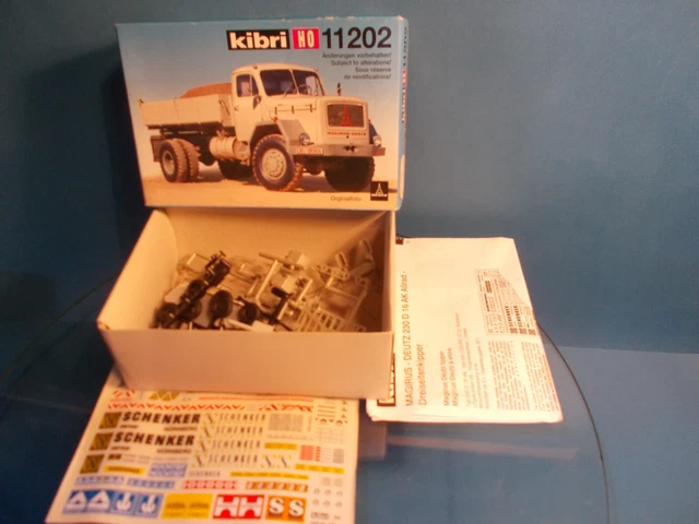 Kibri 18654 Magirus Deutz 230 D16 AK - Camion Benne à Monter, échelle 1/87, Vintage