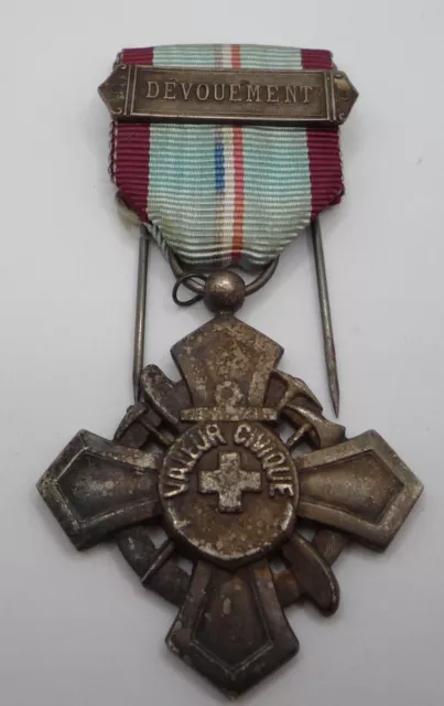 France / French National Federation Of Rescuers Medal